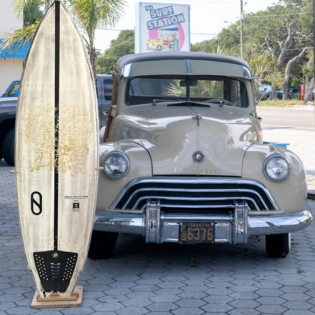 Firewire Great White Twin 6'2 Consignment Surfboard - Futures