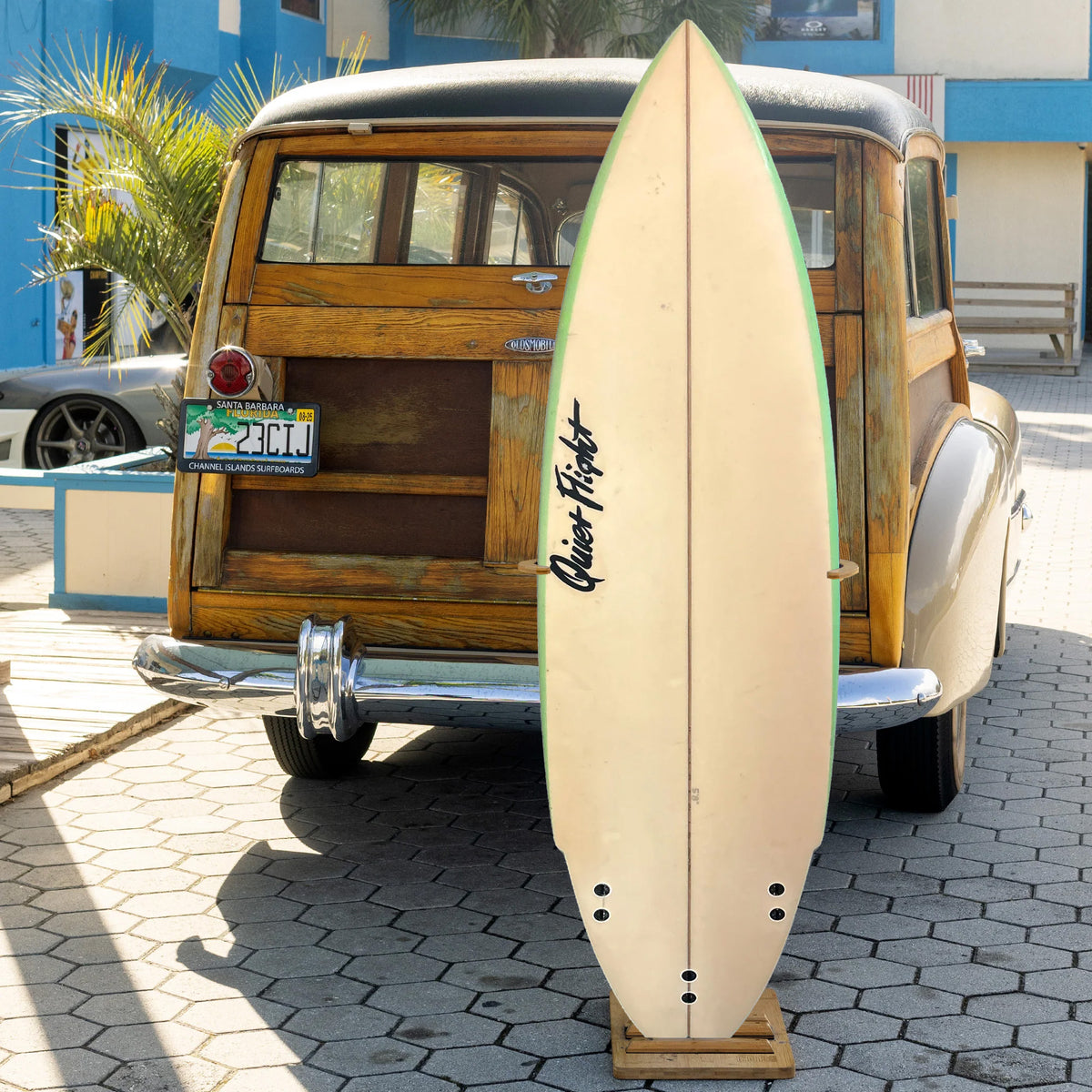 Quiet Flight 5'8 Consignment Surfboard - FCS