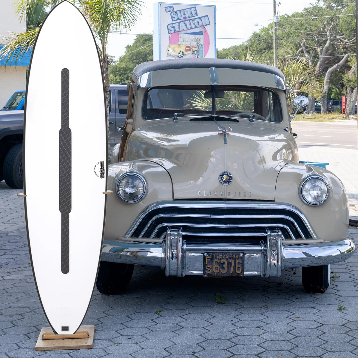 JS El Baron HYFI 3.0 6'8 Surfboard - Futures