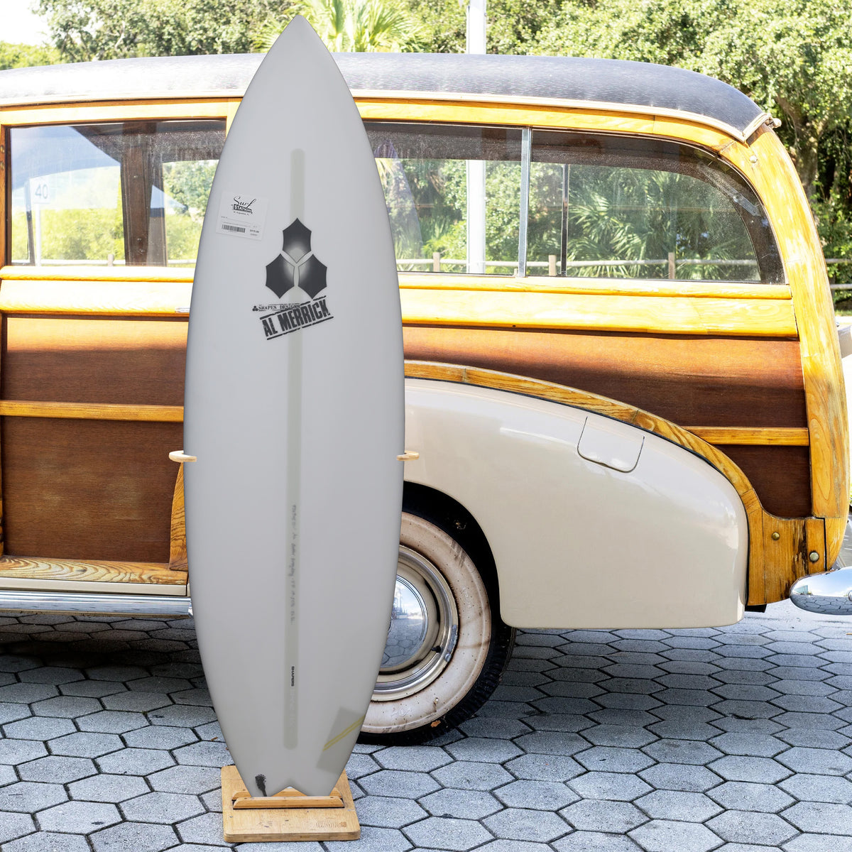 Channel Islands Better Everyday Swallow Spine-Tek 5'11 Surfboard - FCS II