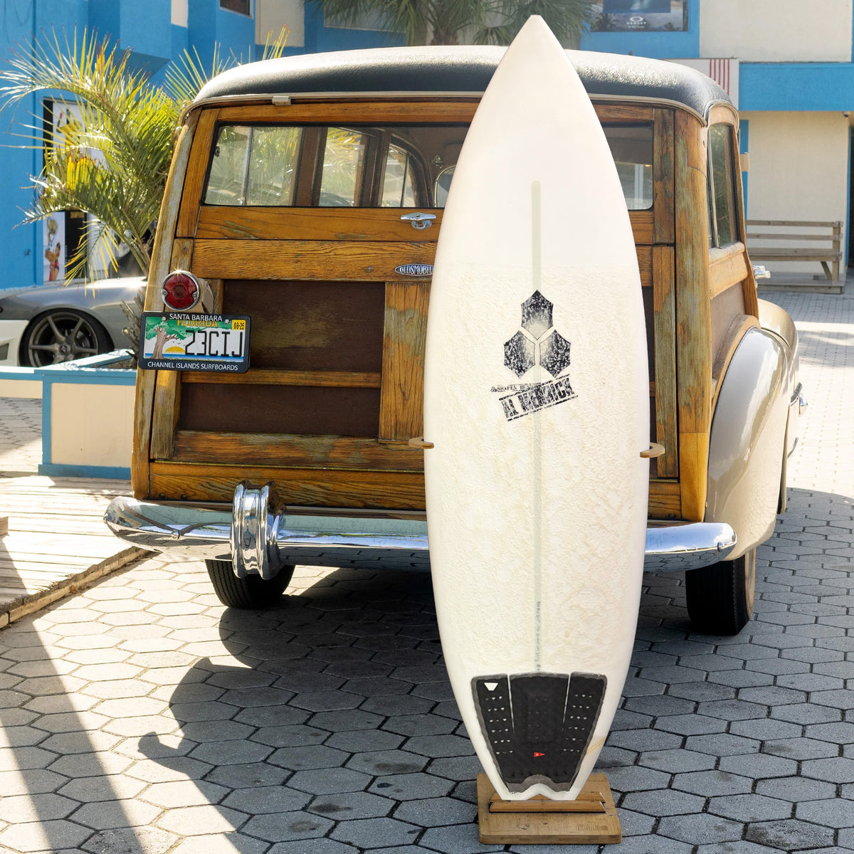 Channel Islands Better Every 5'6 Consignment Surfboard - FCS II