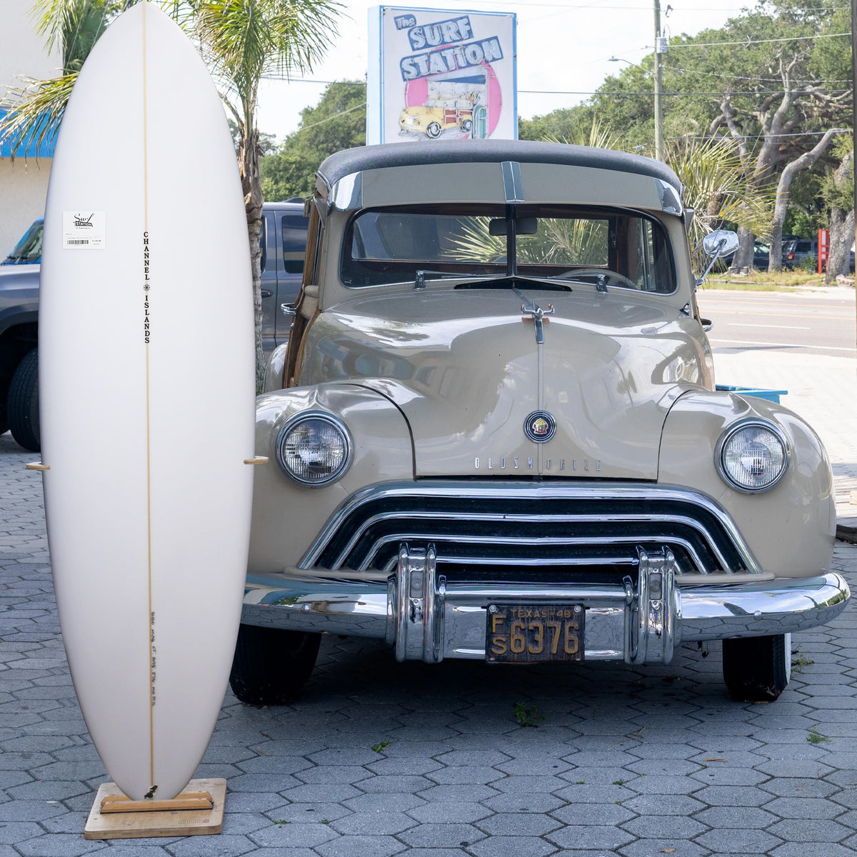 Channel Islands CI Mid Twin 6'9 Surfboard - FCS II