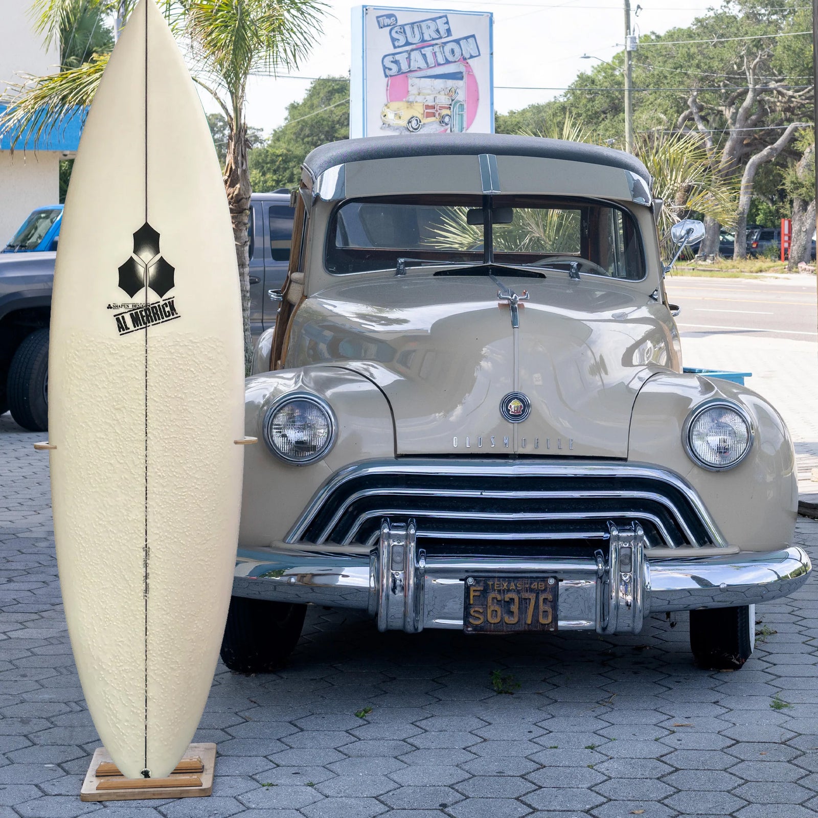 Channel Islands Happy Traveler 6'6 Consignment Surfboard - Futures