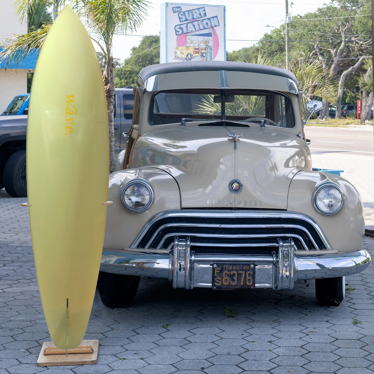 W.A.V.E. Hollow 6'9 Collectors Surfboard
