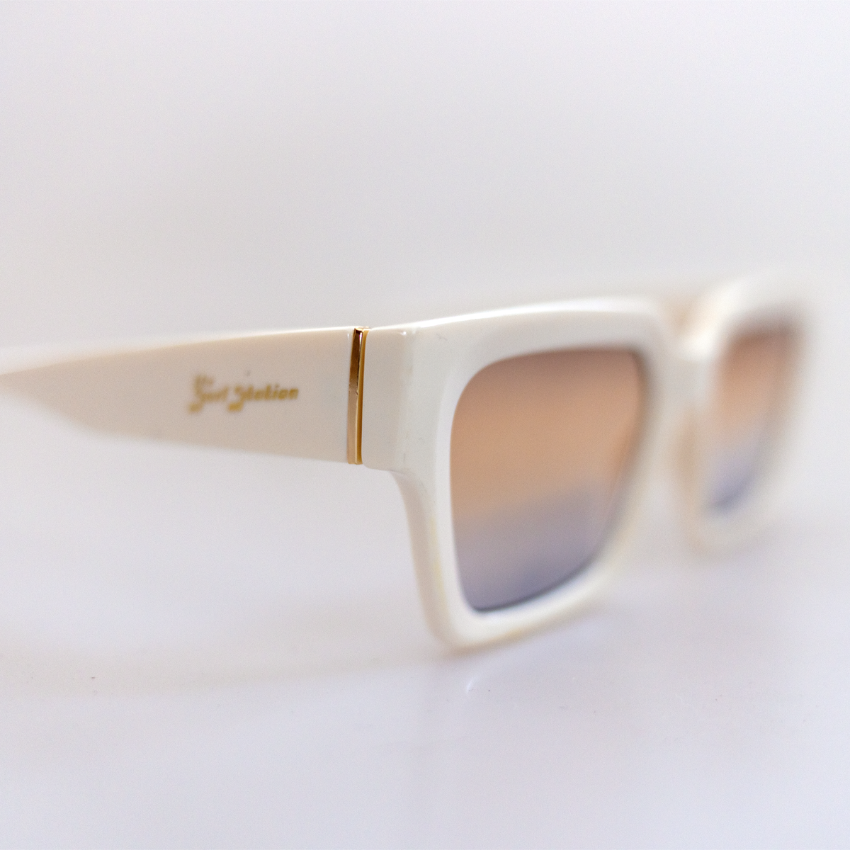 Surf Station Copacabana  Women's Polarized Sunglasses - Bone