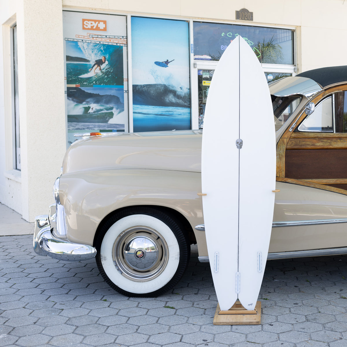 Christenson Nautilus 6'10 Surfboard - Futures