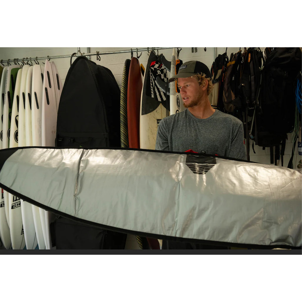 VEIA Explorer Single Shortboard Bag