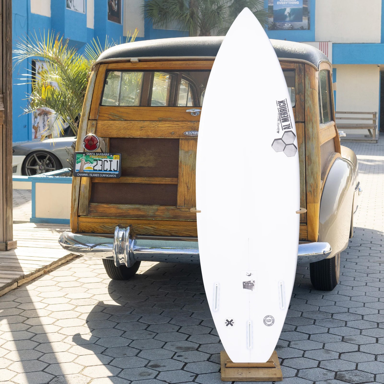 Channel Islands Dumpster Diver 2 Spine-Tek 5'11 Surfboard - Futures