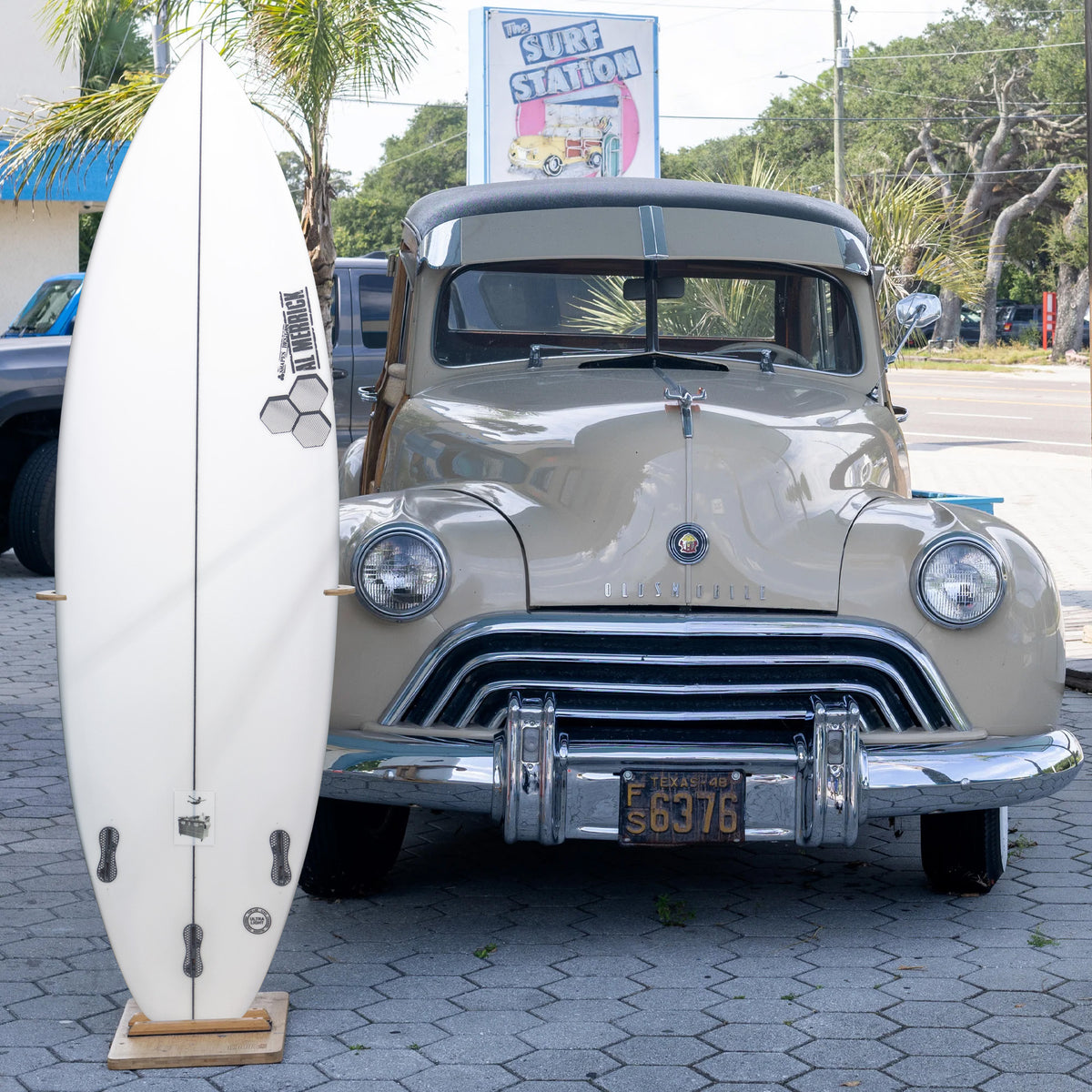 Channel Islands Dumpster Diver 2 5'5 Surfboard - FCS II