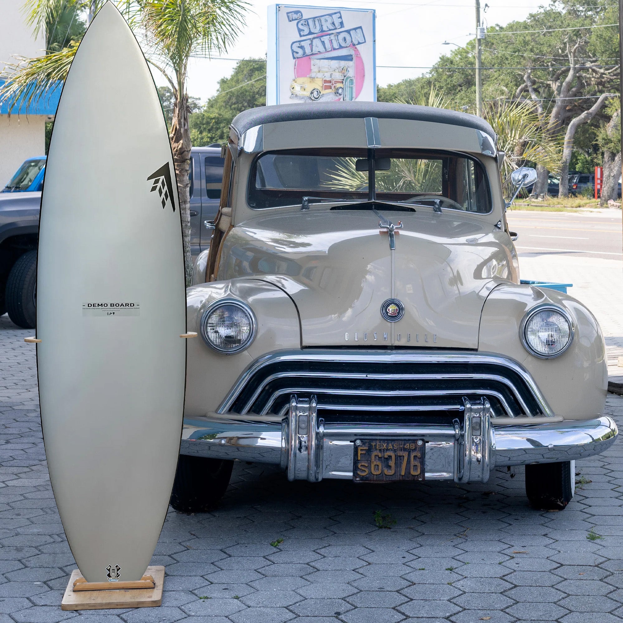 6 8 - Surf Station Store