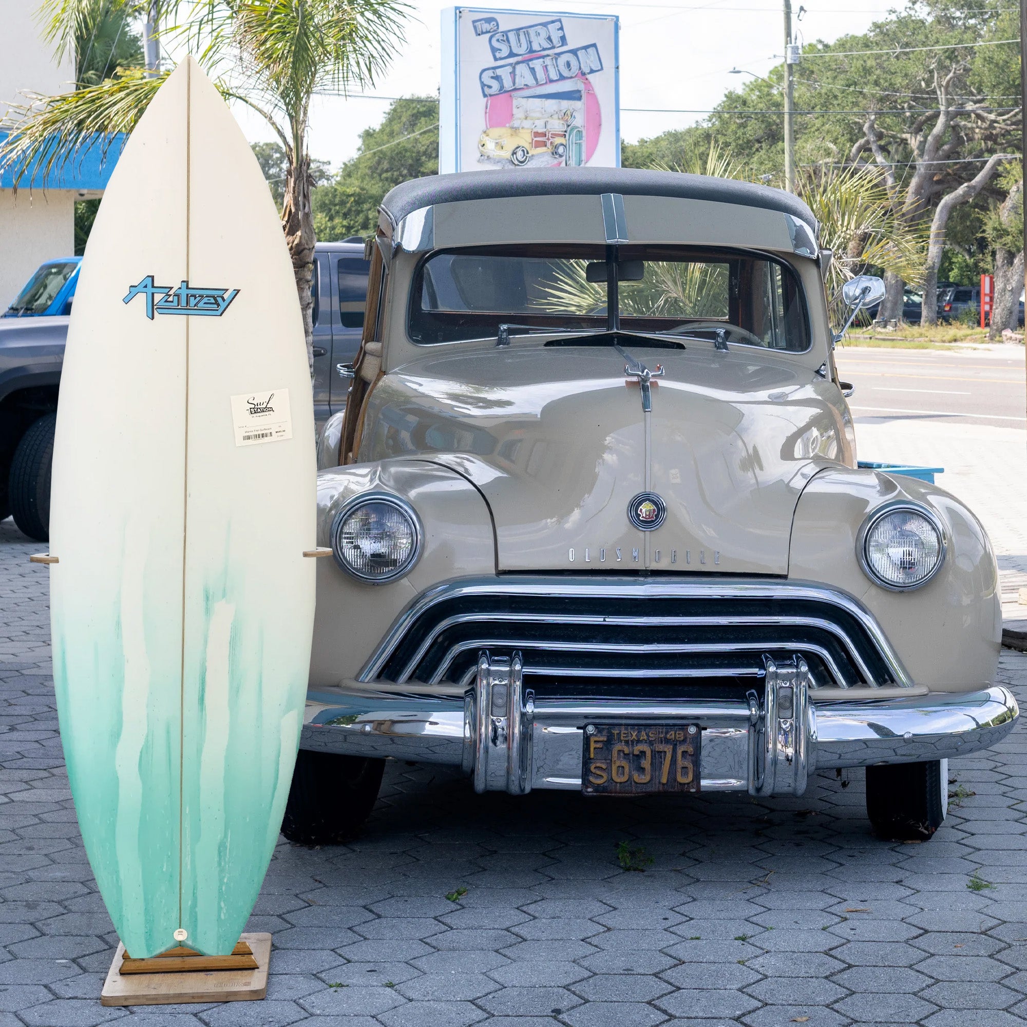 Autrey Fish PU/Poly 5'6 Surfboard - FCS II