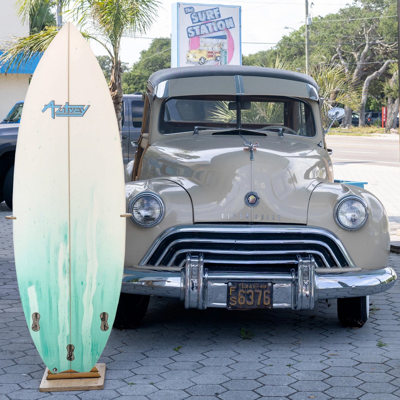 Autrey Fish PU/Poly 5'6 Surfboard - FCS II
