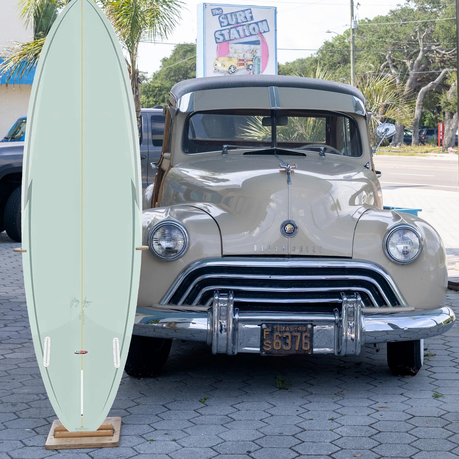 Gerry Lopez Midway 7'0 Surfboard - Futures