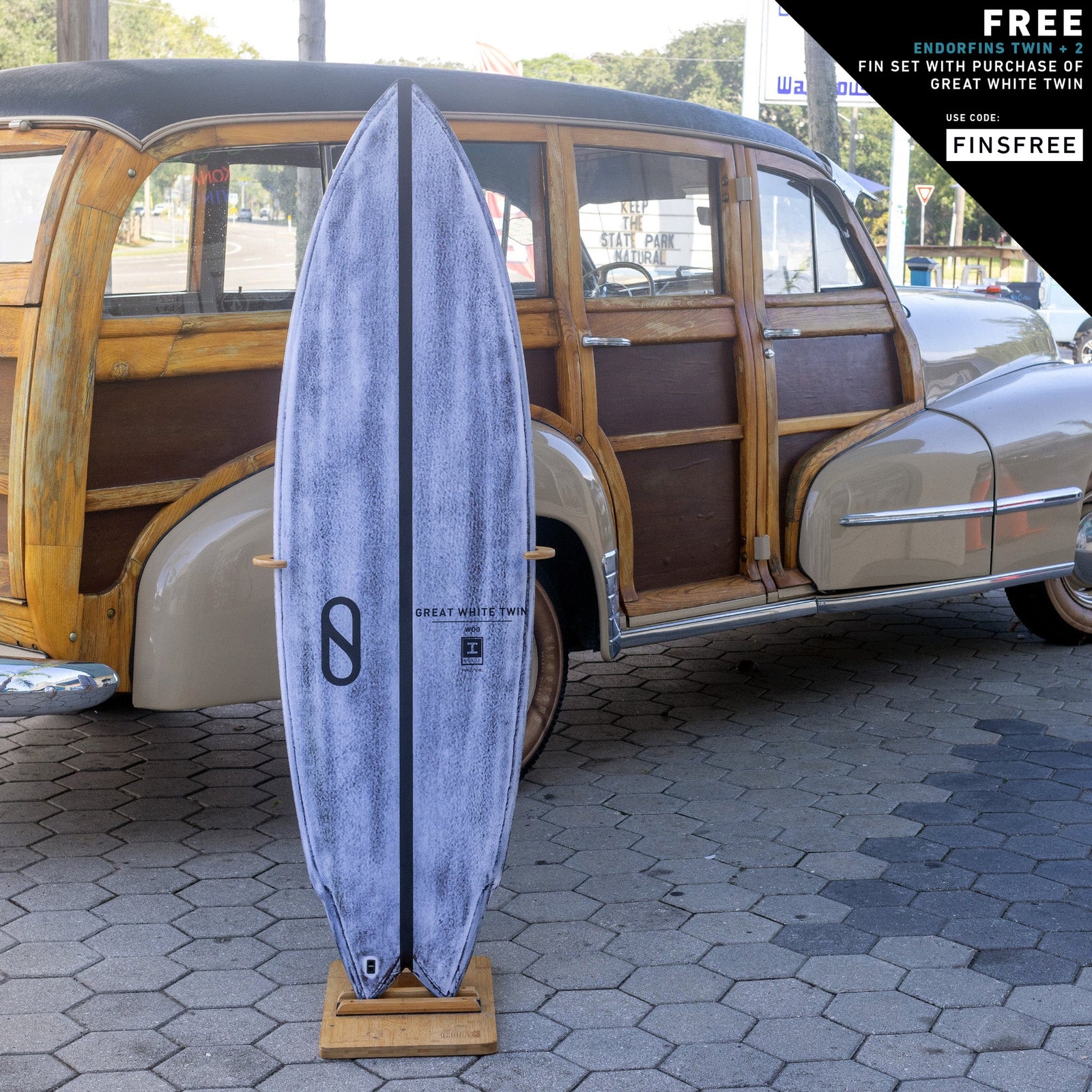 Firewire Great White Twin Volcanic 5'10 Surfboard - Futures