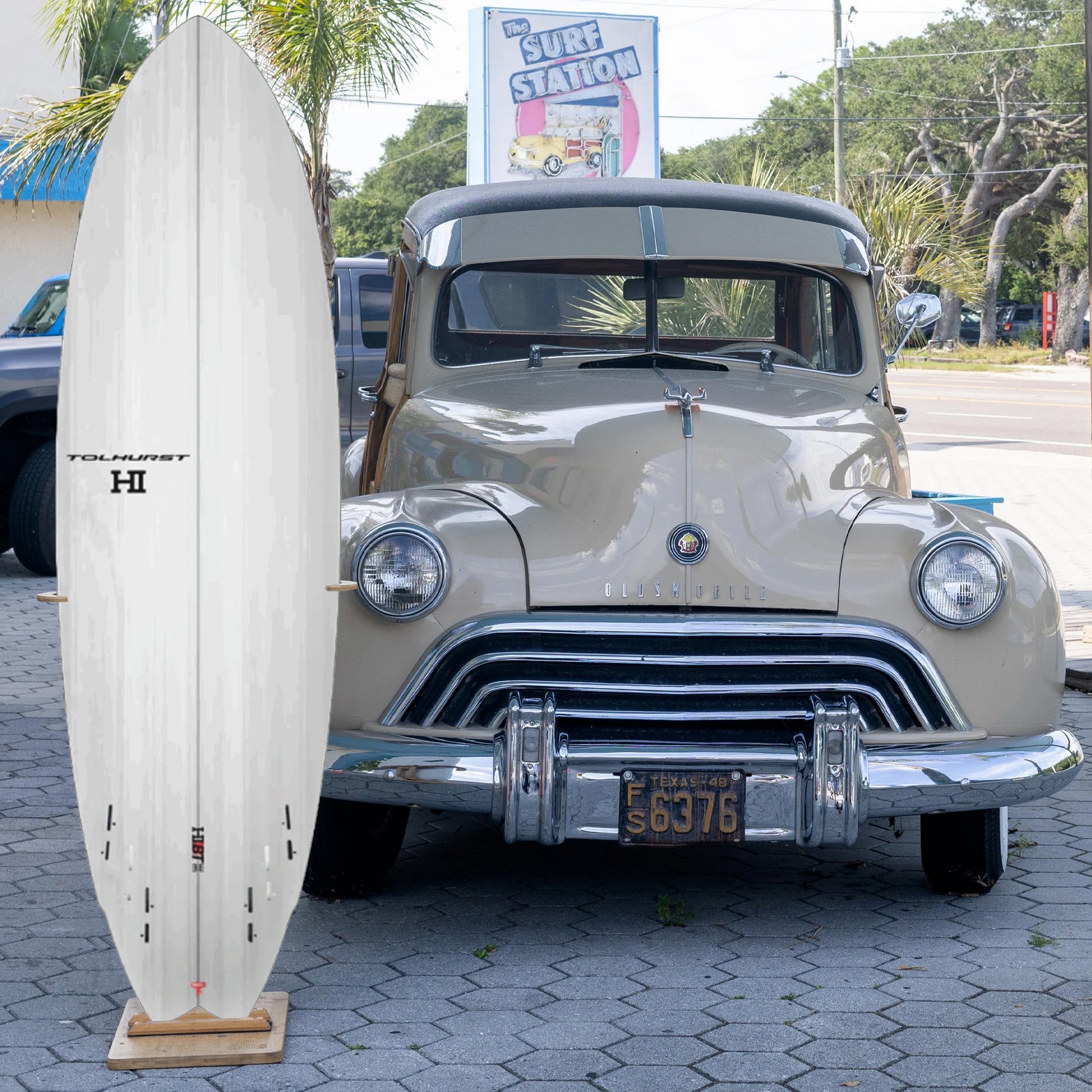 Thunderbolt HIBT 3+3 5'10 Surfboard - FCS II
