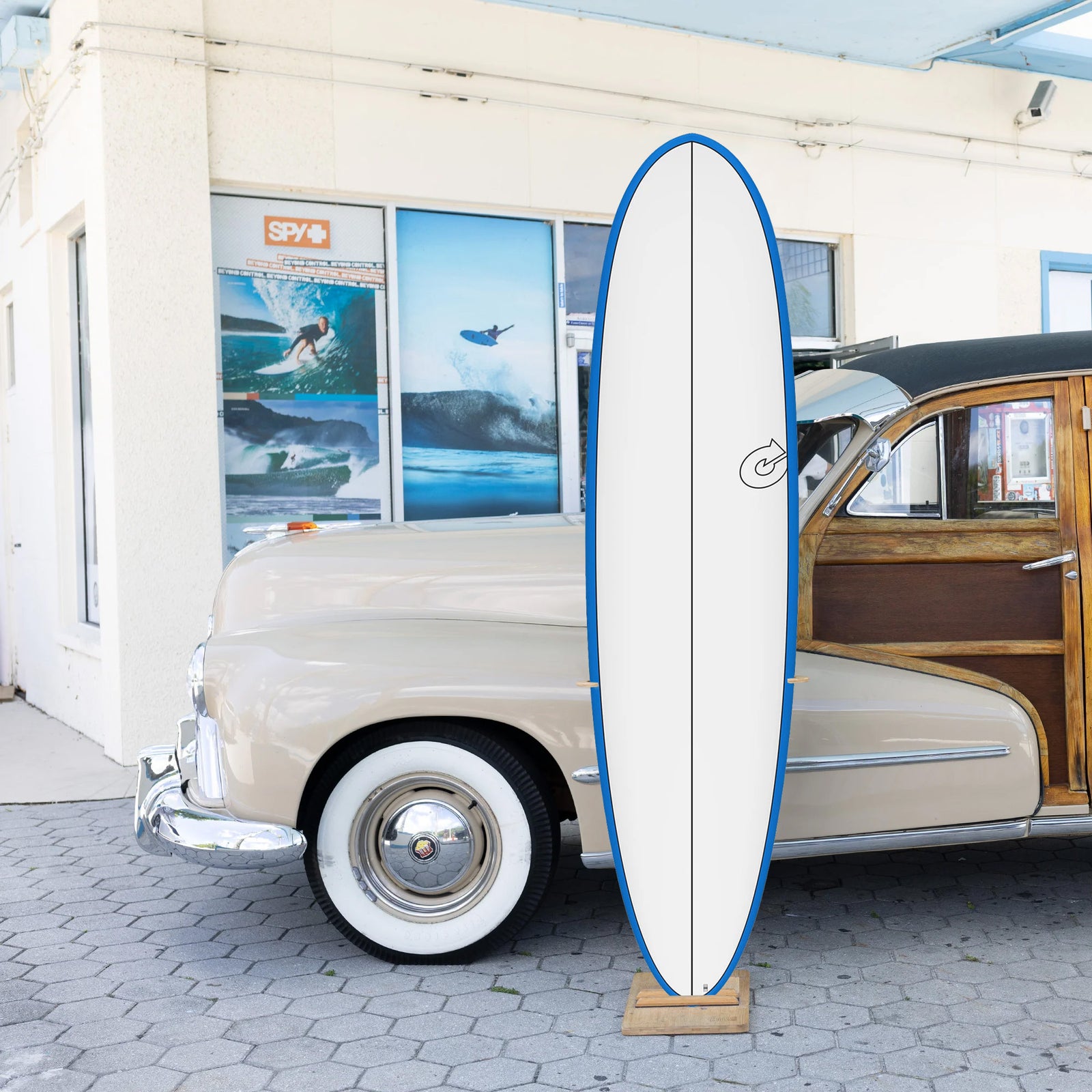 Torq M2 TEC HD 8'2 Surfboard - Futures