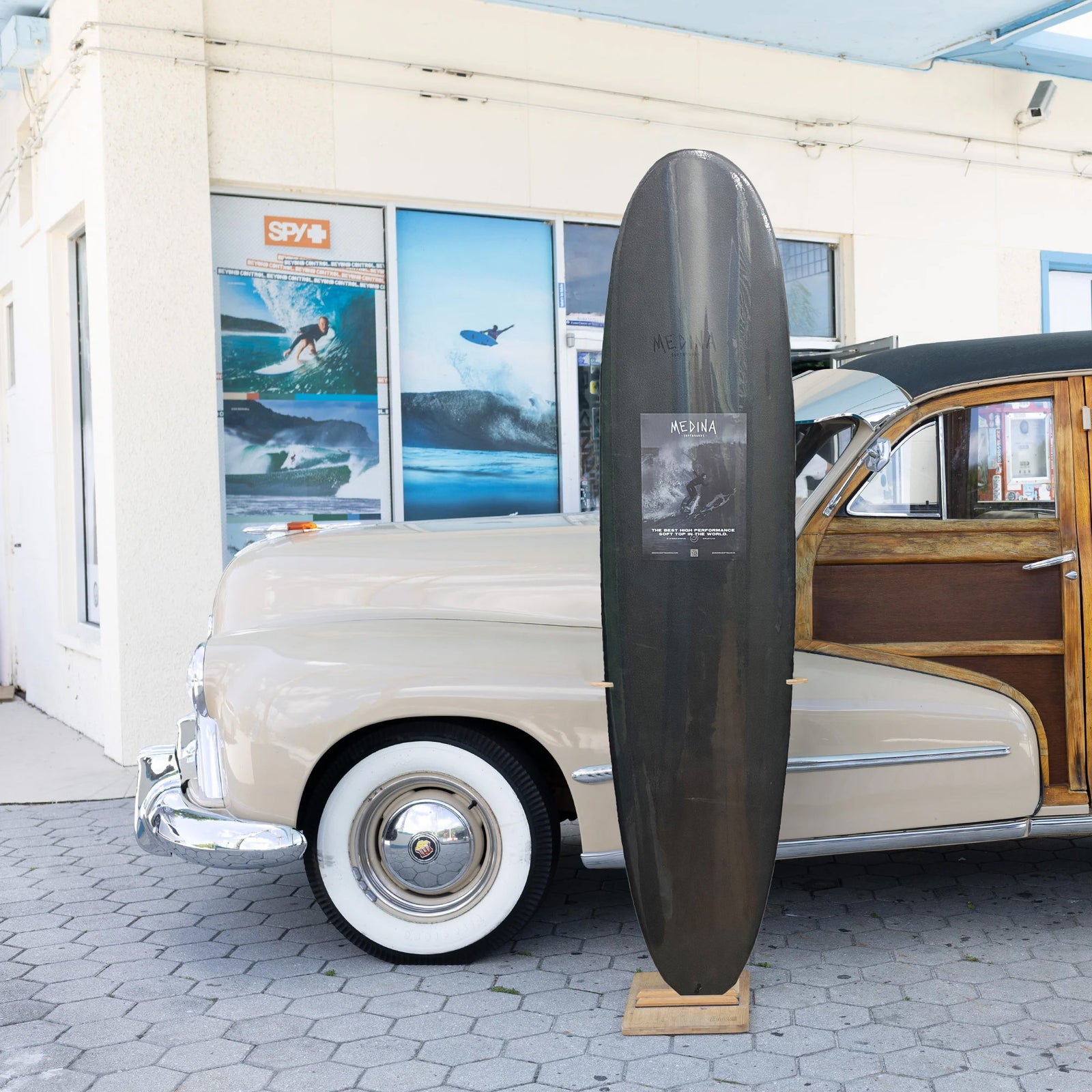 Medina Smile 8'0 Soft Surfboard - Black