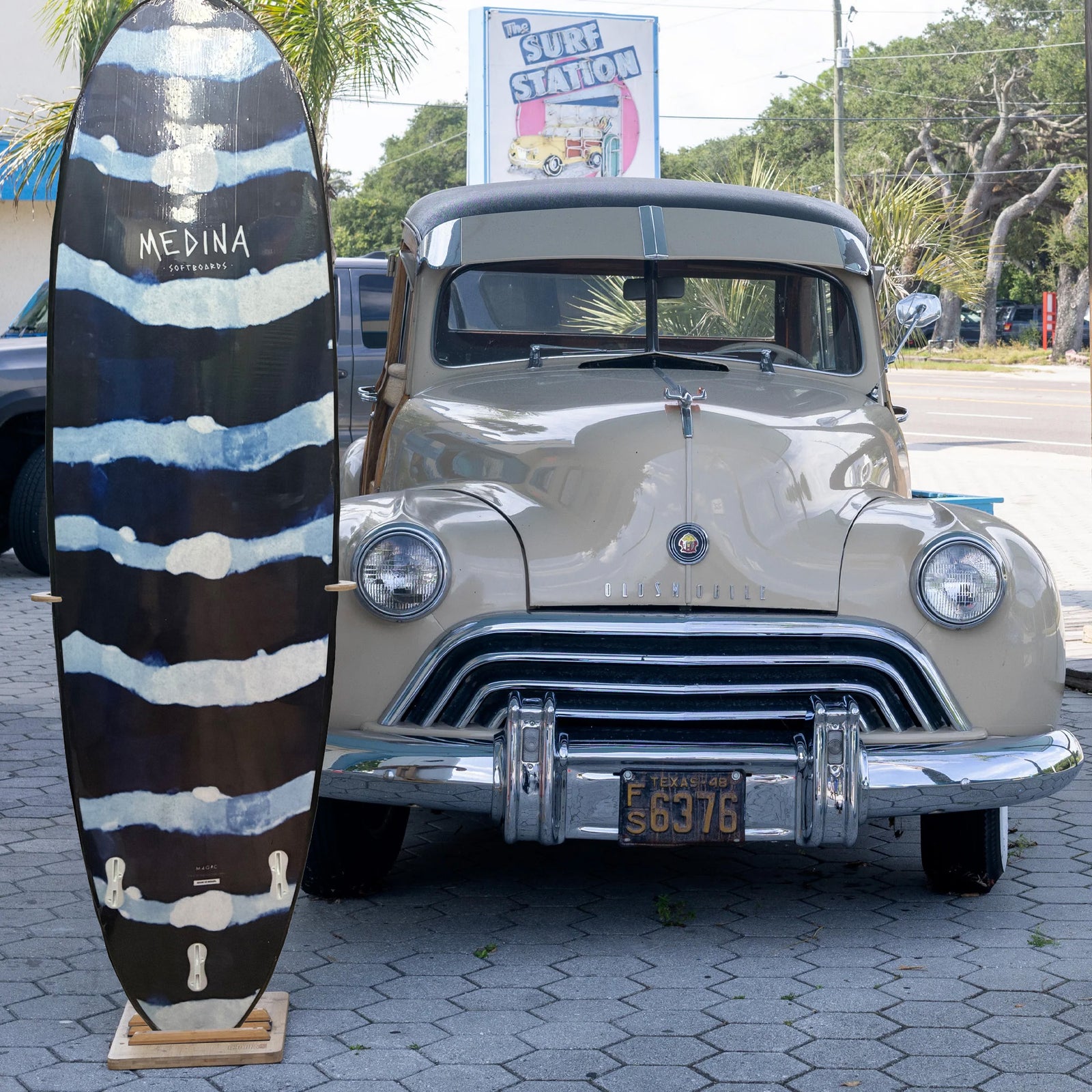 Medina Tie-Dye Stripe 7'0 Soft Surfboard - Black