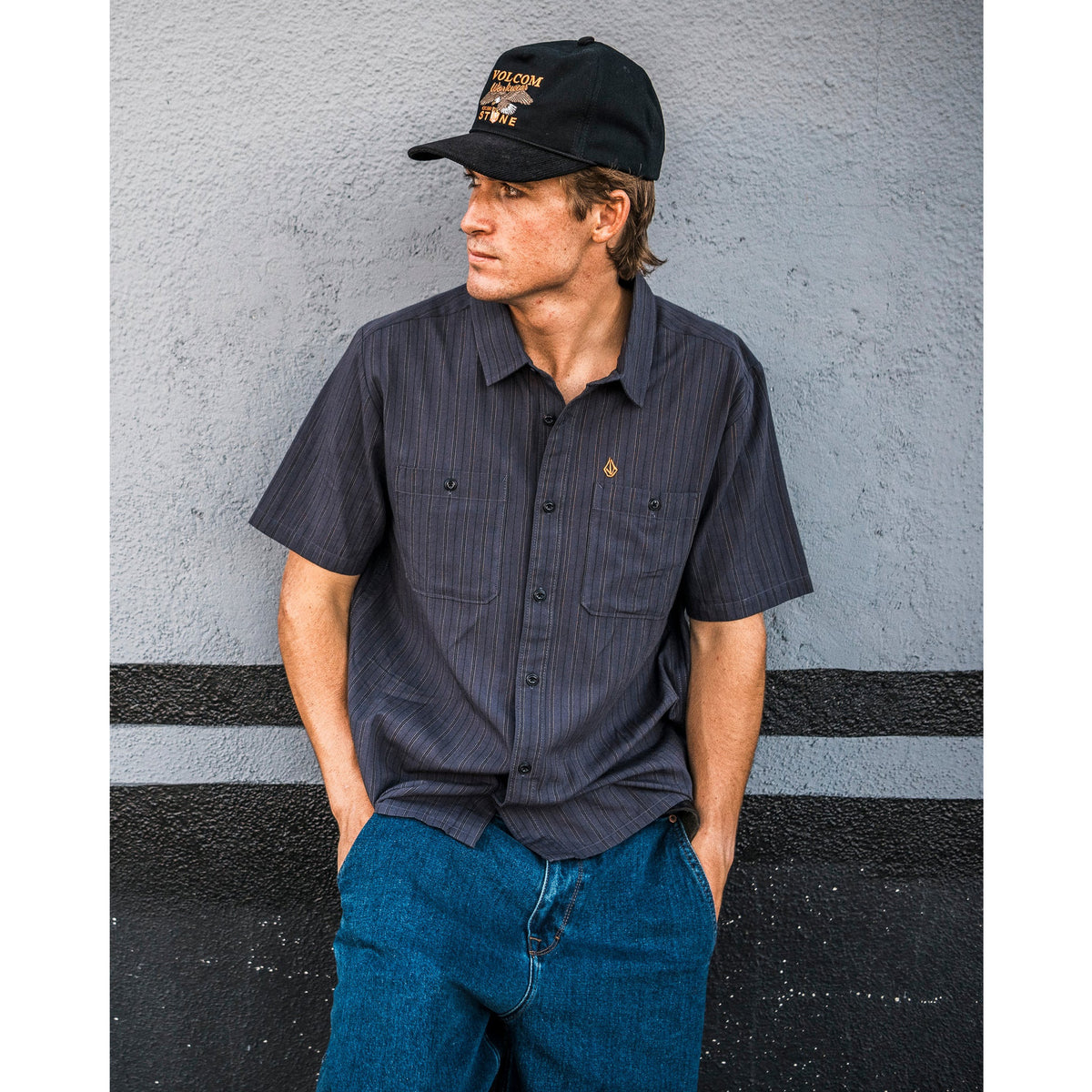 Volcom Kap Out Workwear Men's S/S Dress Shirt - Midnight