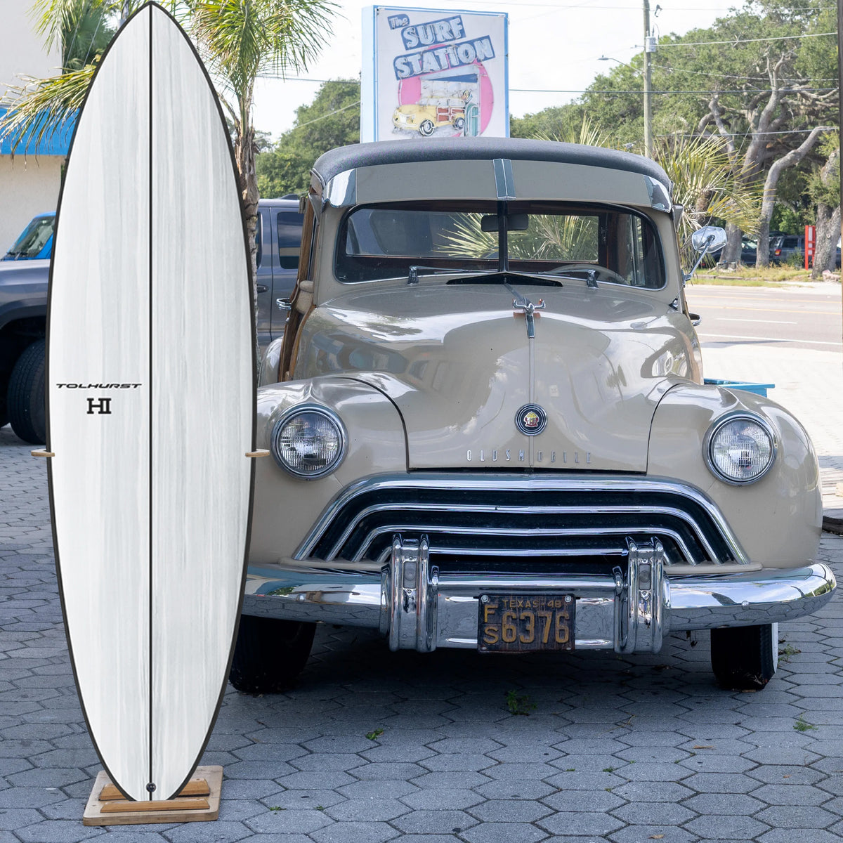 Thunderbolt Mid4 3+3 6'10 Surfboard - FCS II