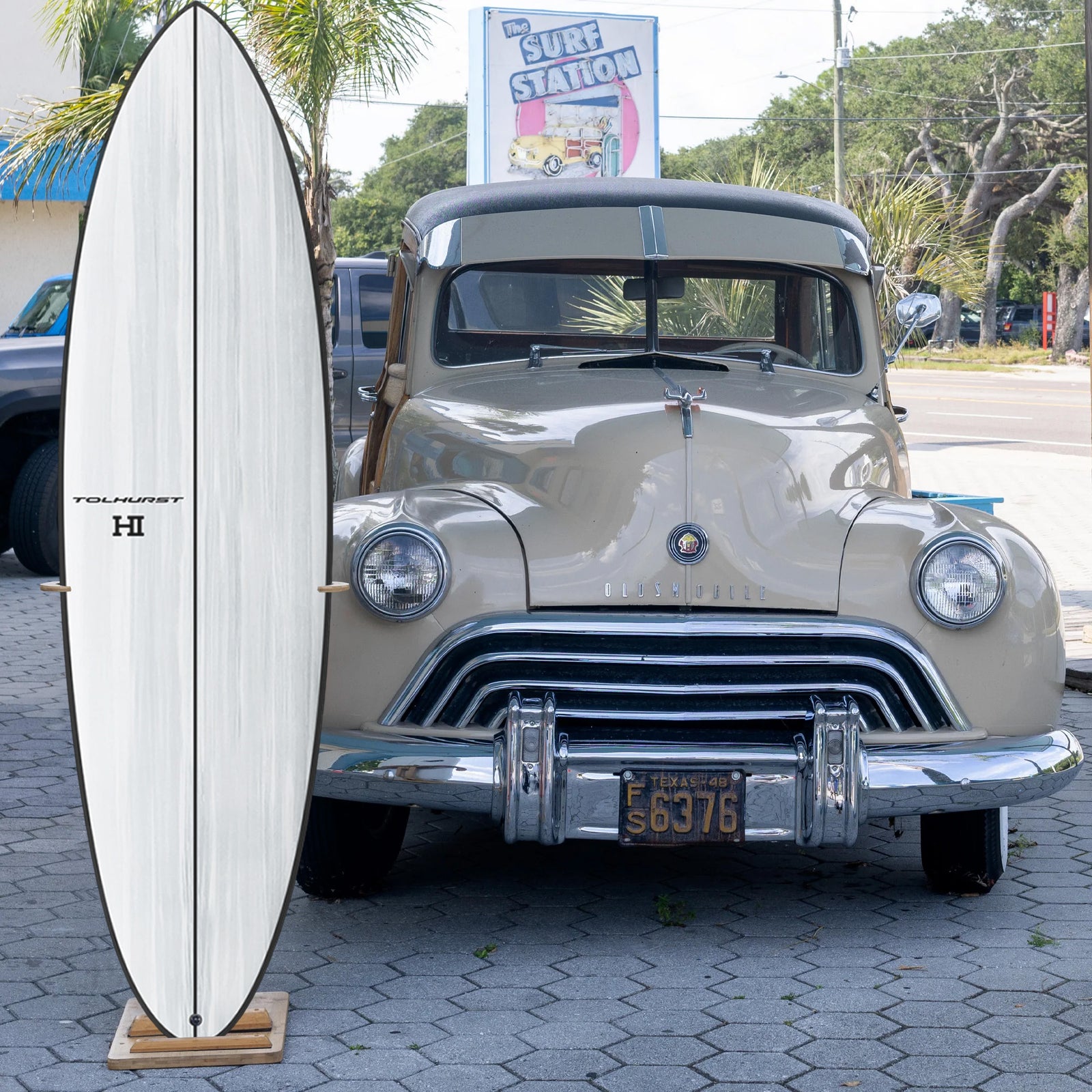 Thunderbolt Mid4 3+3 6'10 Surfboard - FCS II