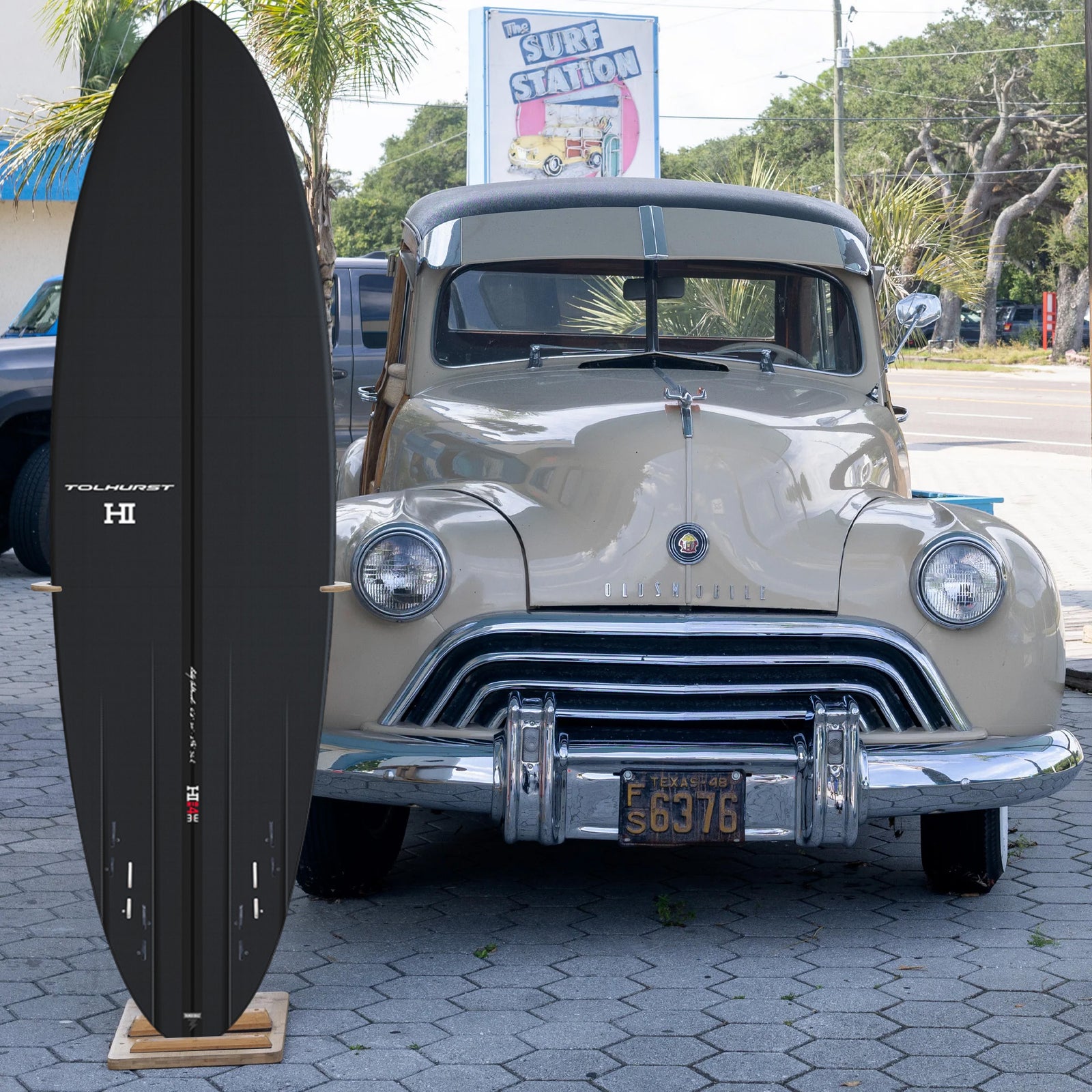 Thunderbolt Mid4 3+3 6'10 Surfboard - FCS II
