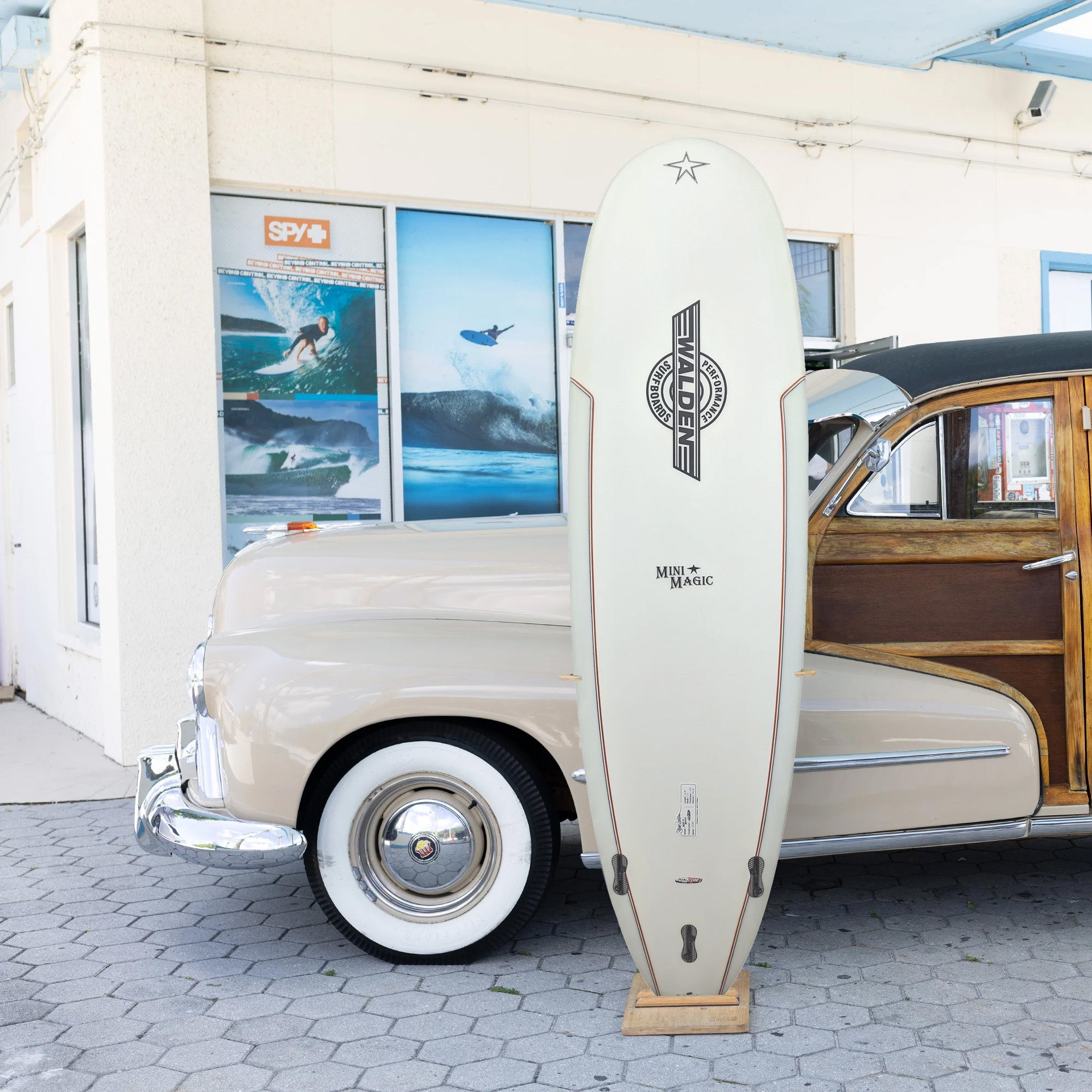 Walden Mini Magic Dual-Core EPS 6'8 Surfboard - FCS II