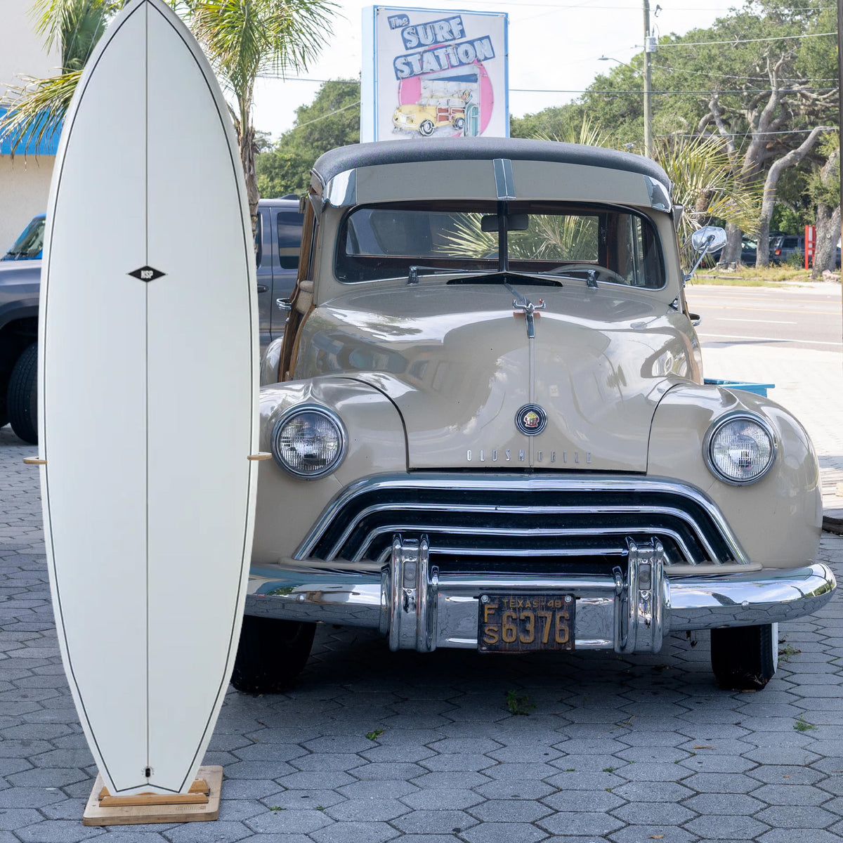 NSP Fish Elements 6'8 Surfboard - Futures