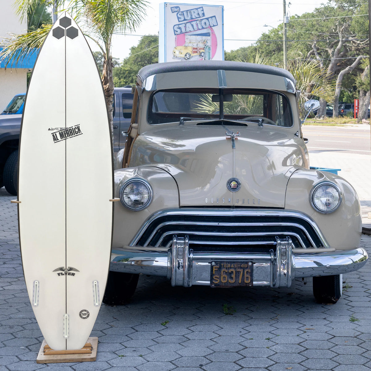 Channel Islands OG Flyer 5'11 Surfboard - Futures