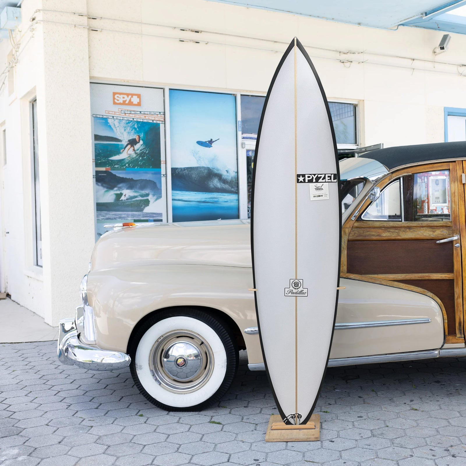 Pyzel Padillac 6'10 Surfboard - Futures