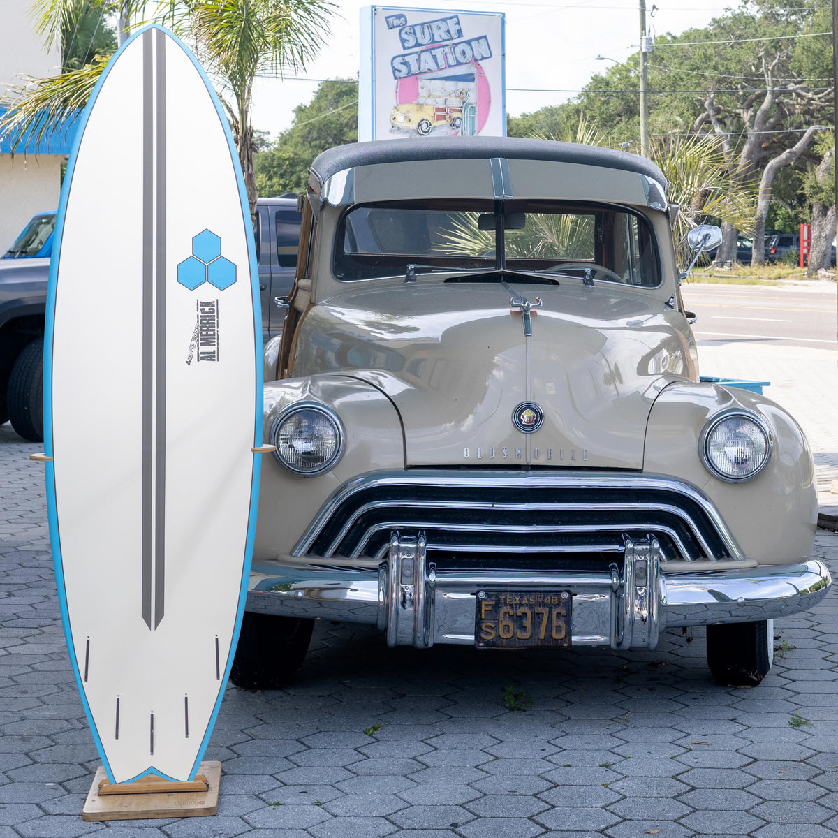 Torq Pod Mod X-Lite 3.0 5'6 Surfboard - Futures