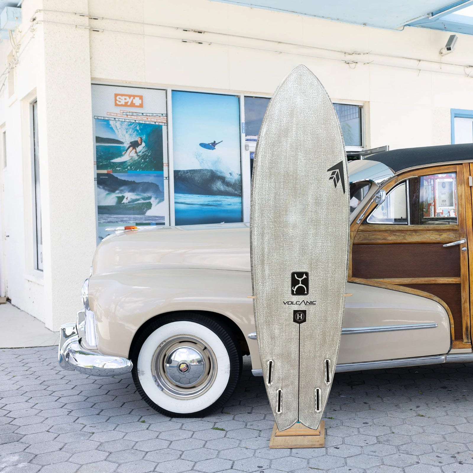 Firewire Seaside & Beyond Volcanic Helium 7'4 Surfboard - Futures