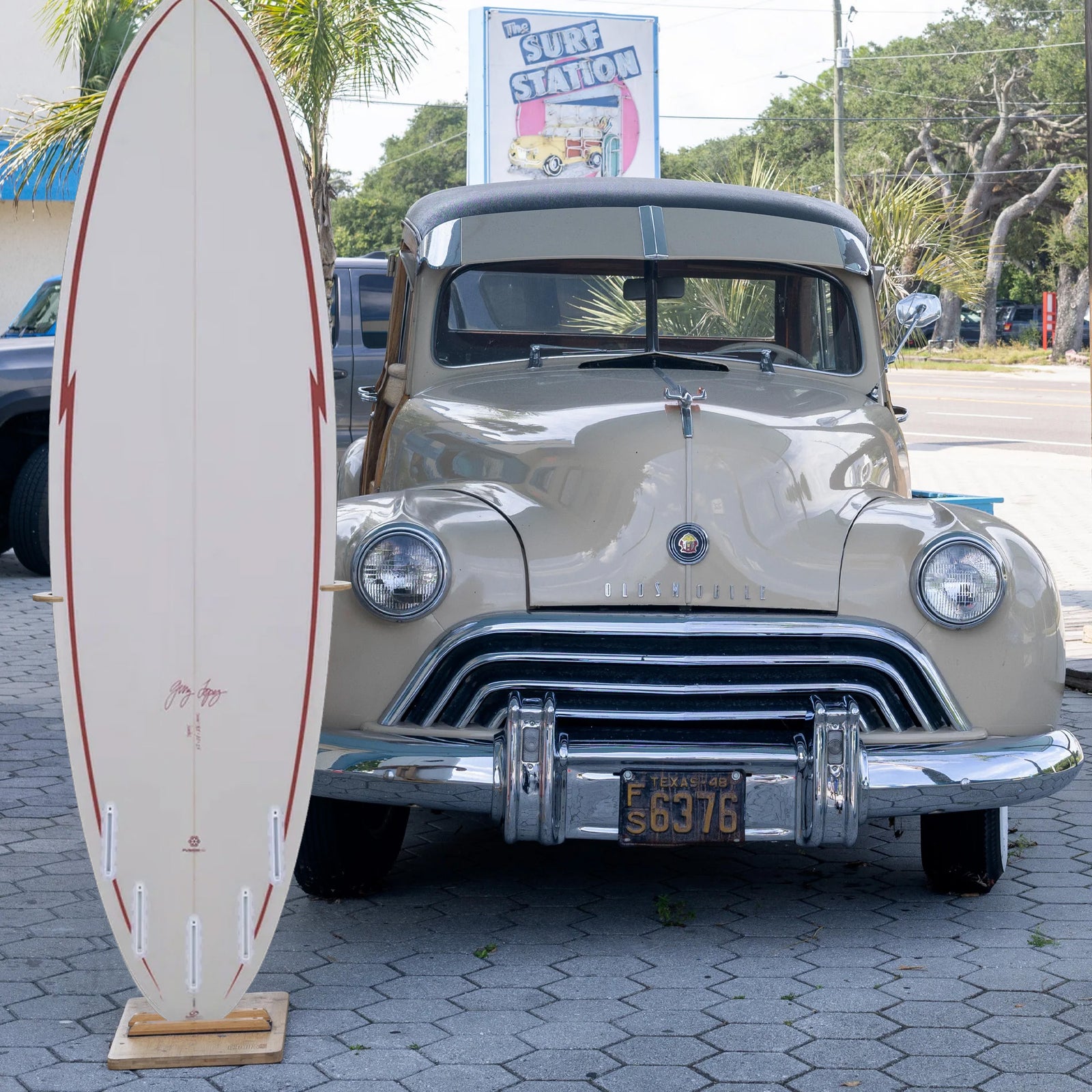 Gerry Lopez Squirty Fusion HD EPS 6'2 Surfboard - Futures