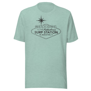 Surf Station Welcome Sign Black Men's S/S T-Shirt