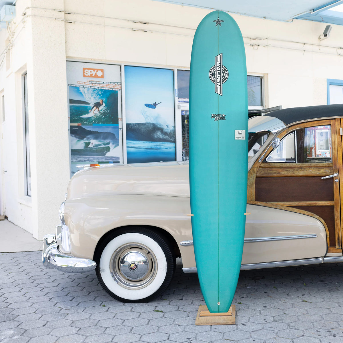 Walden Magic Model 9'0 Longboard Surfboard - Futures