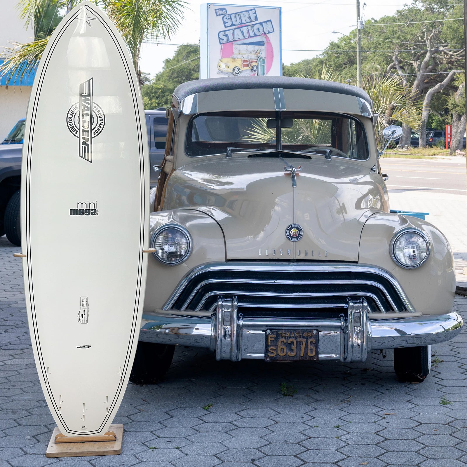 Walden Mini Mega Magic Tuflite 6'10 Surfboard - FCS II