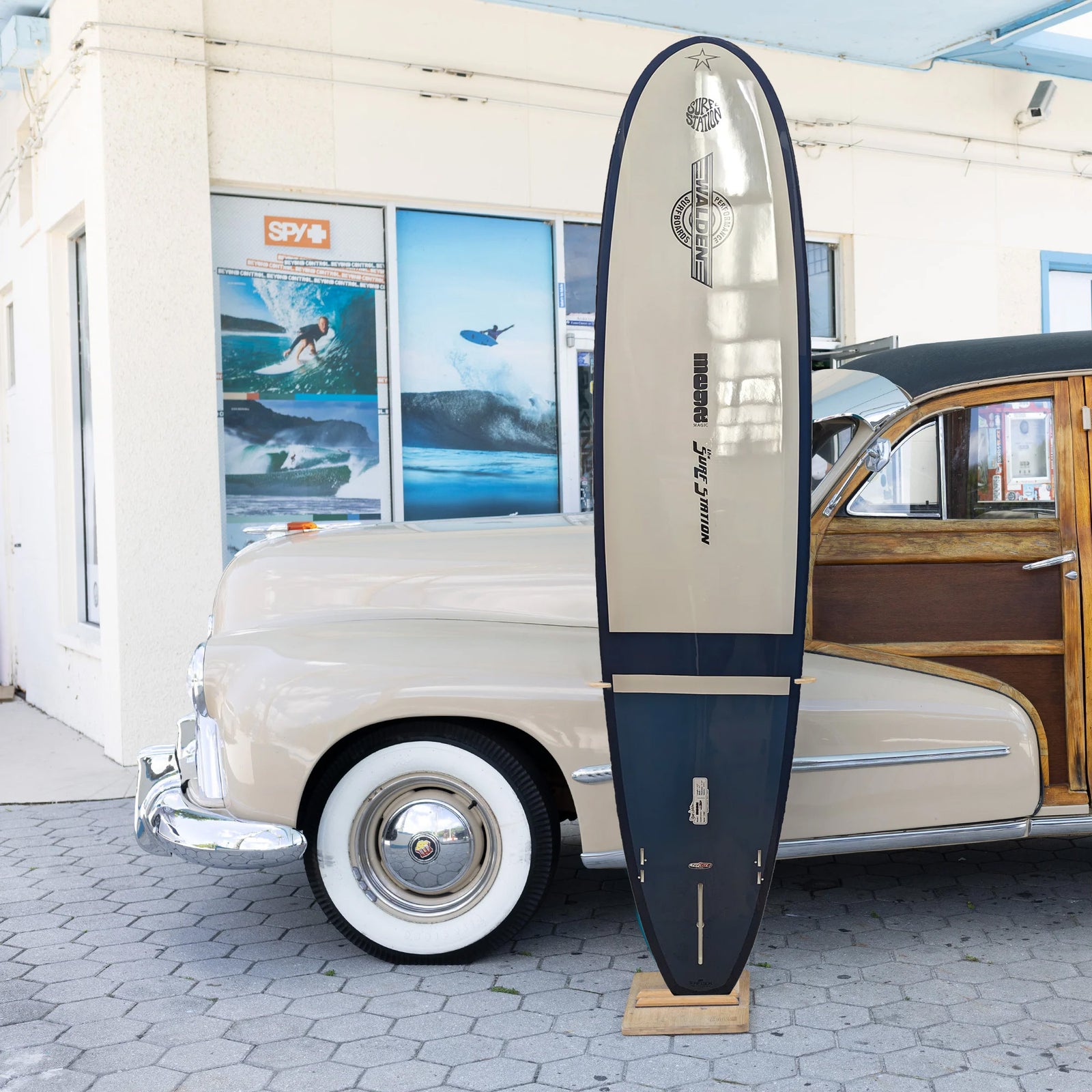 Walden Magic Model 9'0 Demo Surfboard - FCS II