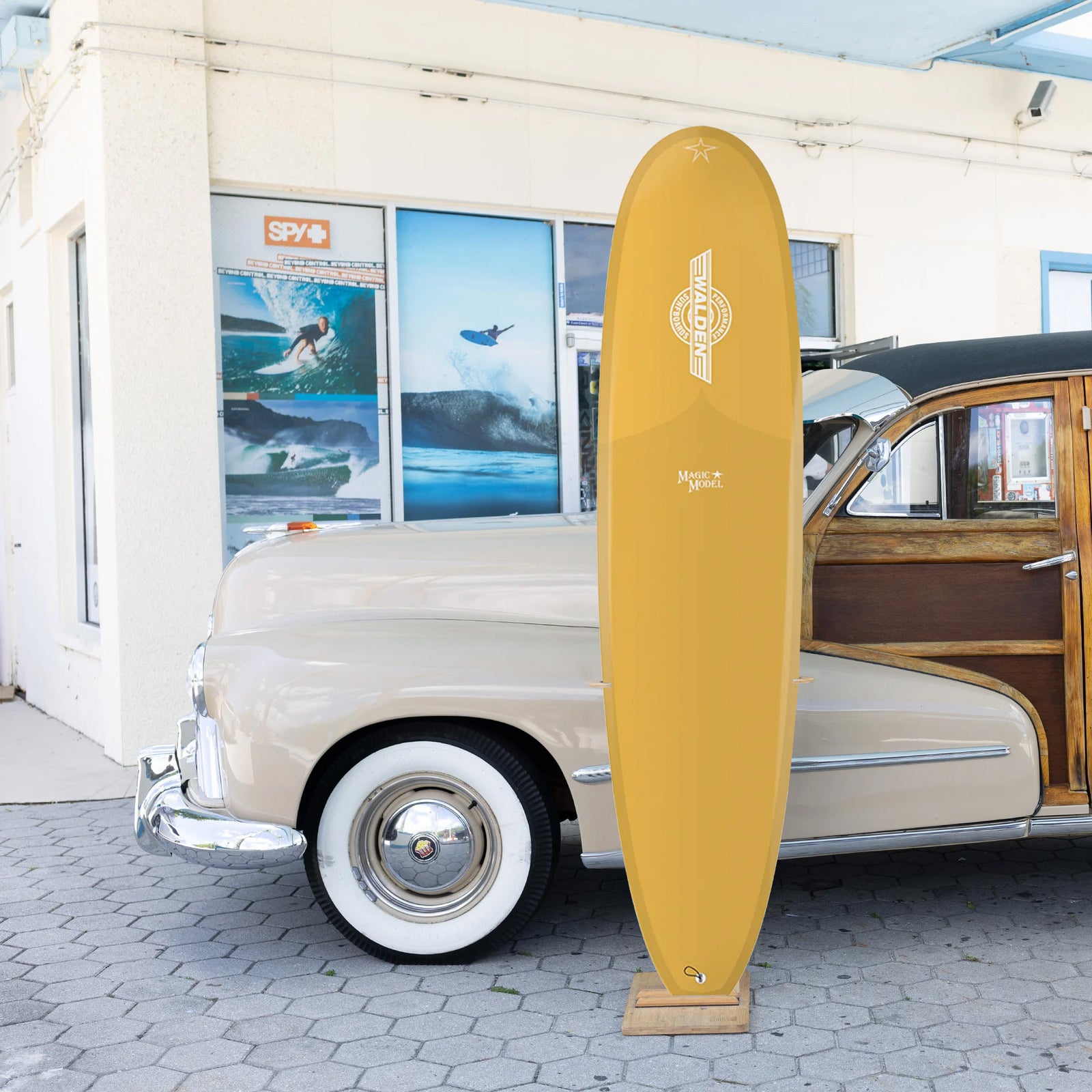 Walden Magic Model 8'0 Longboard Surfboard - FCS II