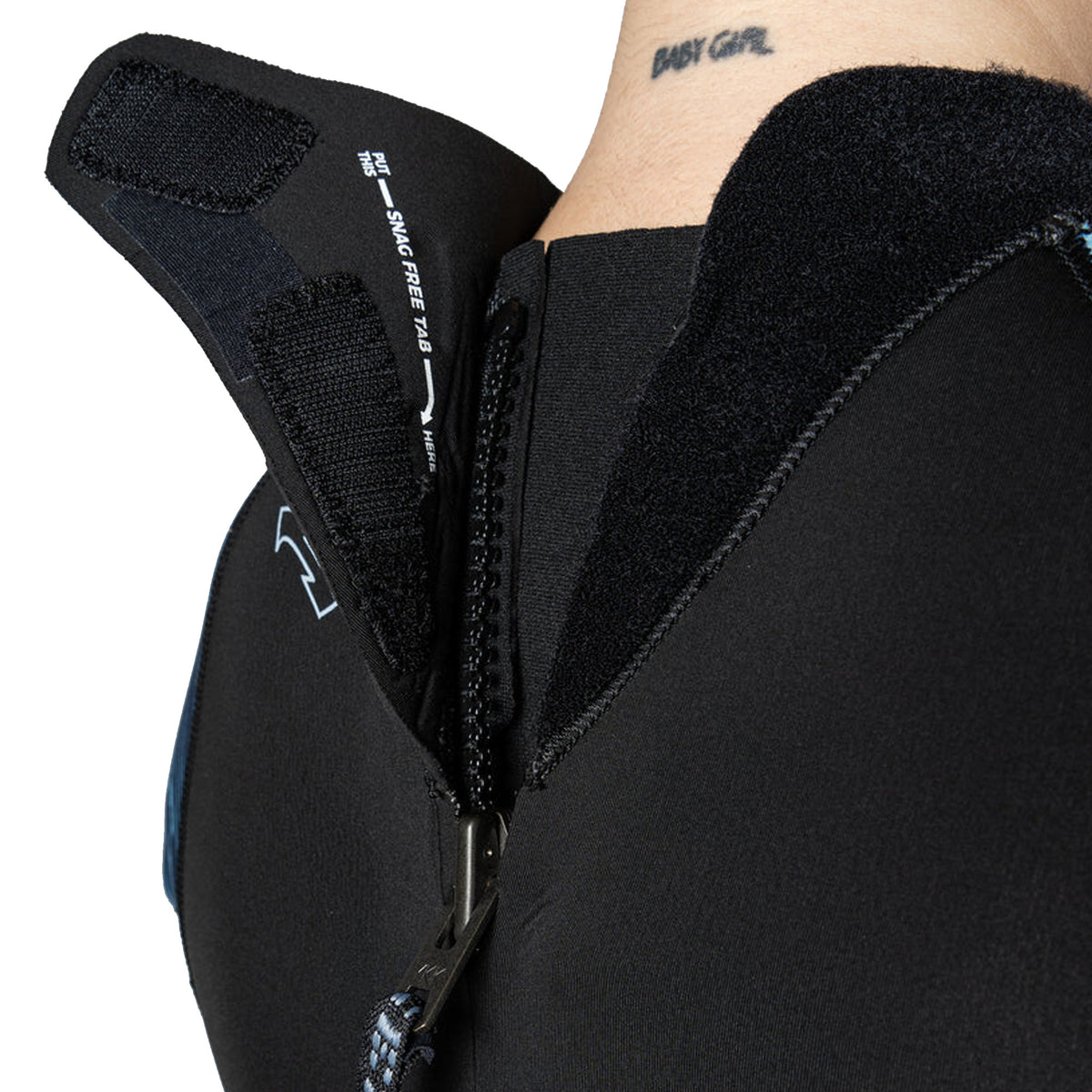Xcel Ocean Ramsey Water Inspired Axis 3/2mm Back-Zip Women's Fullsuit Wetsuit - Black/Blue Waves