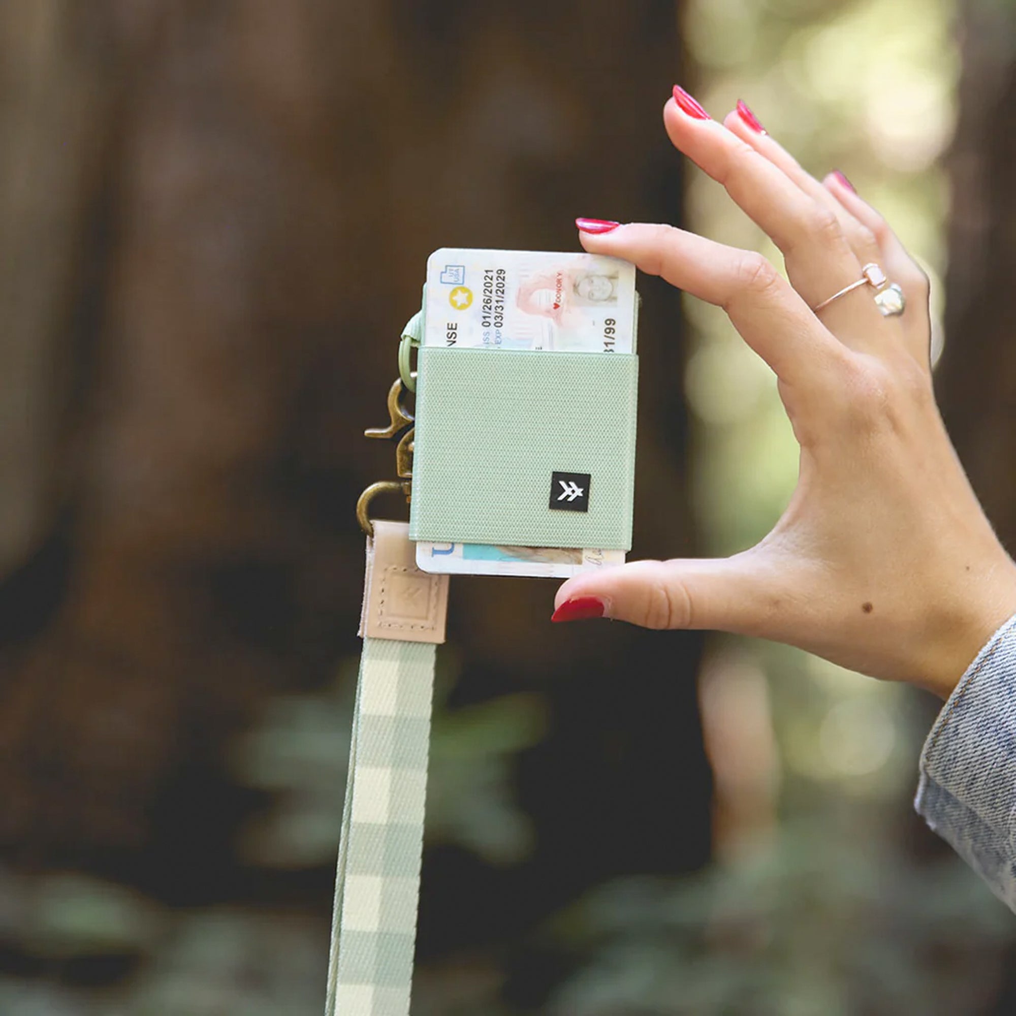 Thread Neon Green Elastic Wallet Surf Station Store